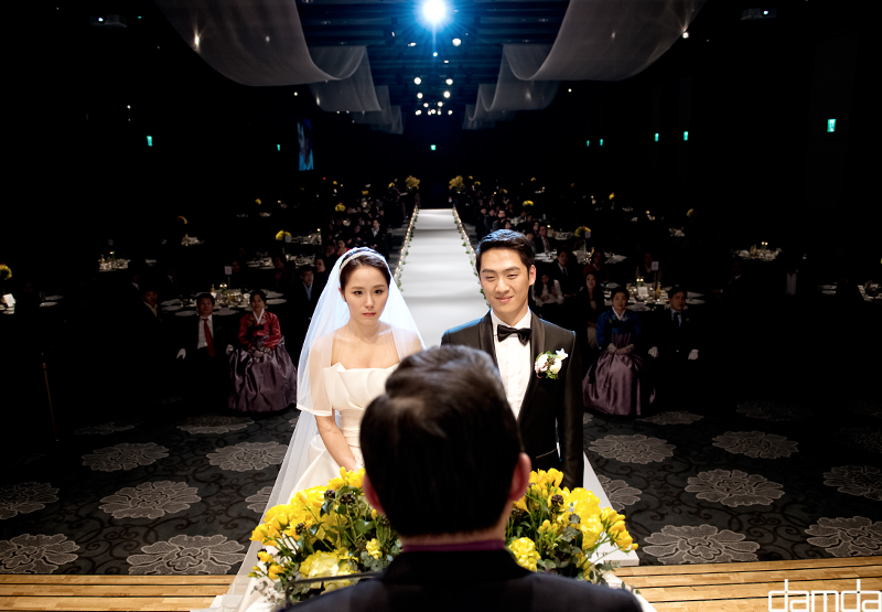 담다스튜디오_본식스냅_메이필드호텔_0024.jpg